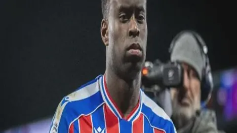 希爾德風趣幽默，庫裡話語間激發眾人活力